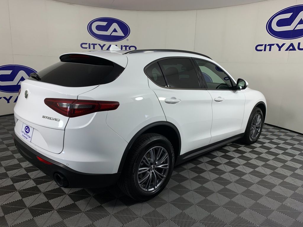Used 2022 Alfa romeo Stelvio SUV