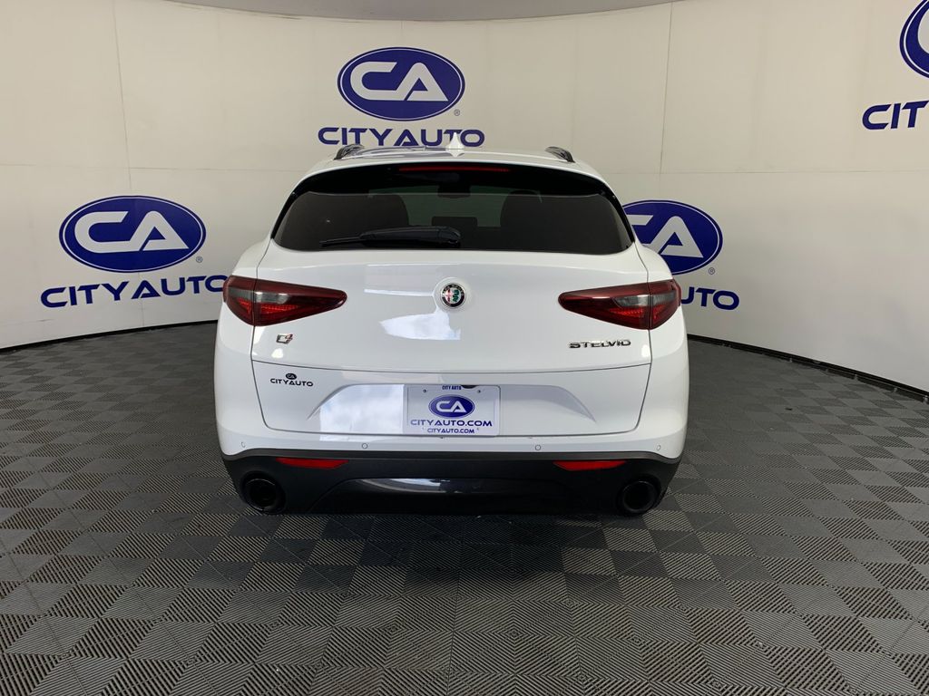 Used 2022 Alfa romeo Stelvio SUV