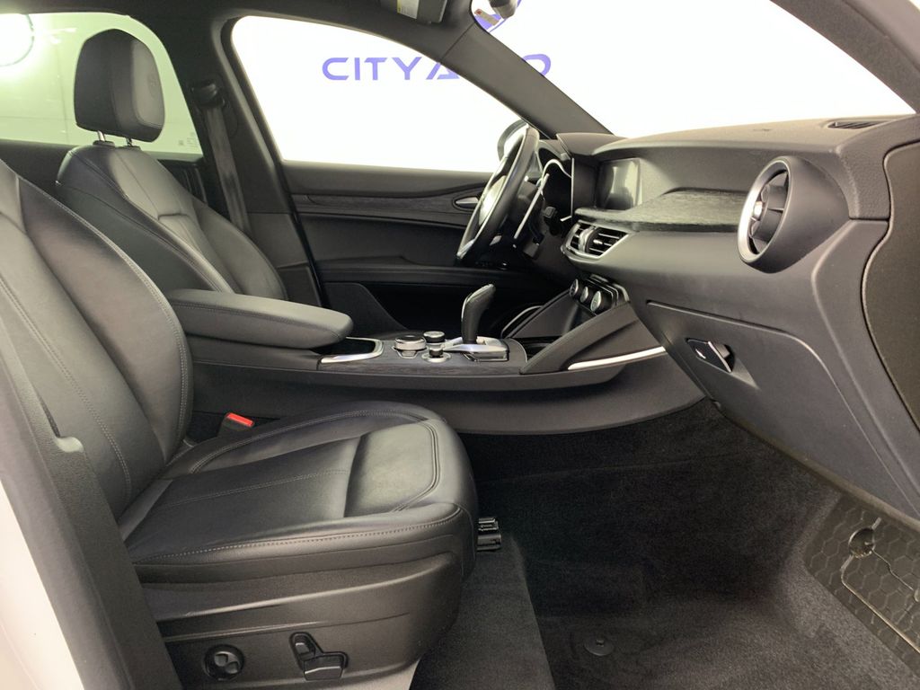Used 2022 Alfa romeo Stelvio SUV