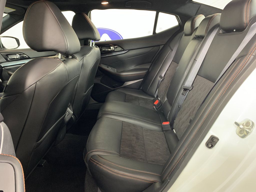 Used 2023 Nissan Maxima Sedan