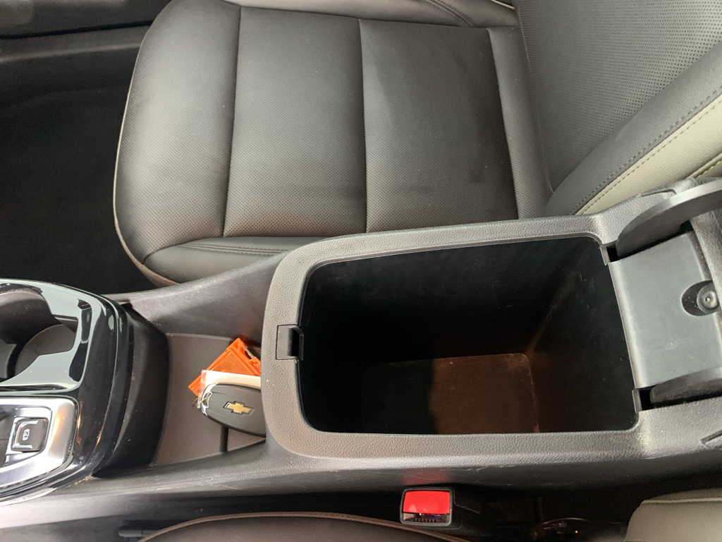 Used 2025 Chevrolet Trax SUV