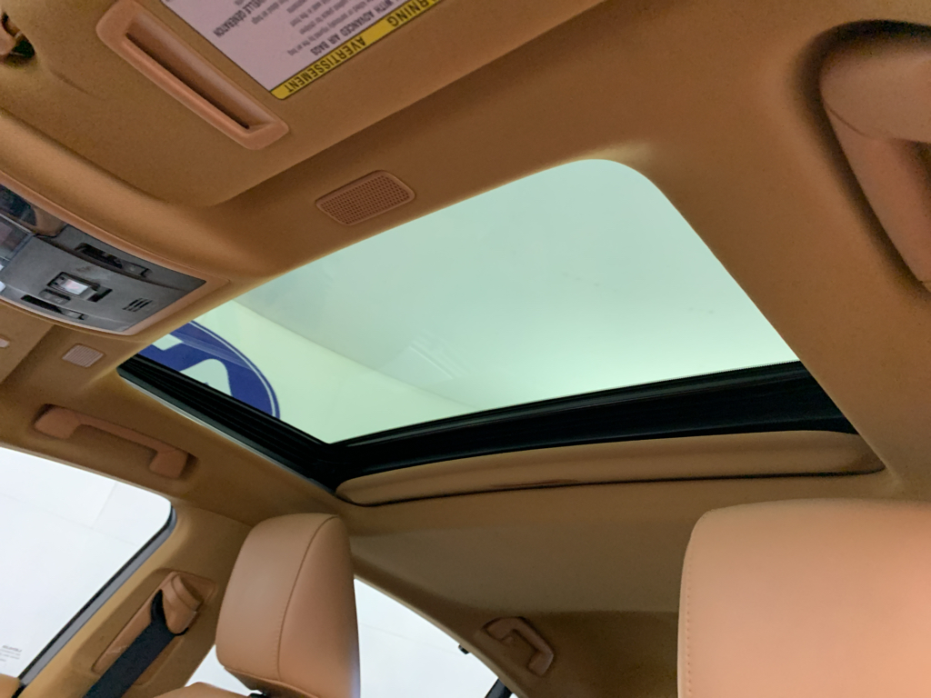 Used 2022 Lexus ES 300h Sedan
