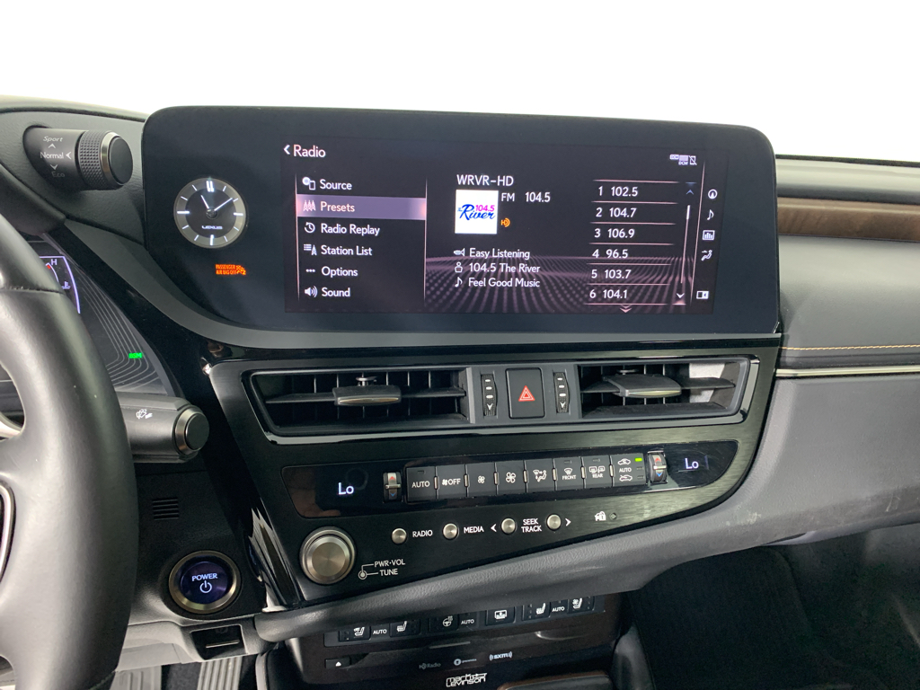 Used 2022 Lexus ES 300h Sedan