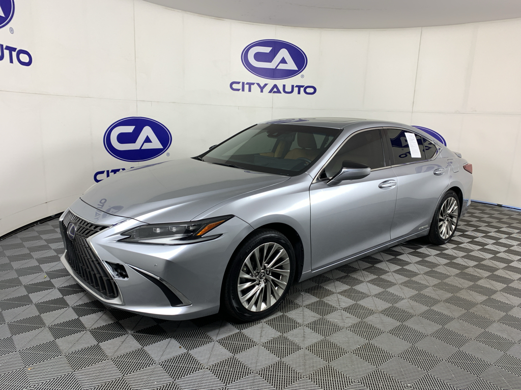 Used 2022 Lexus ES 300h Sedan