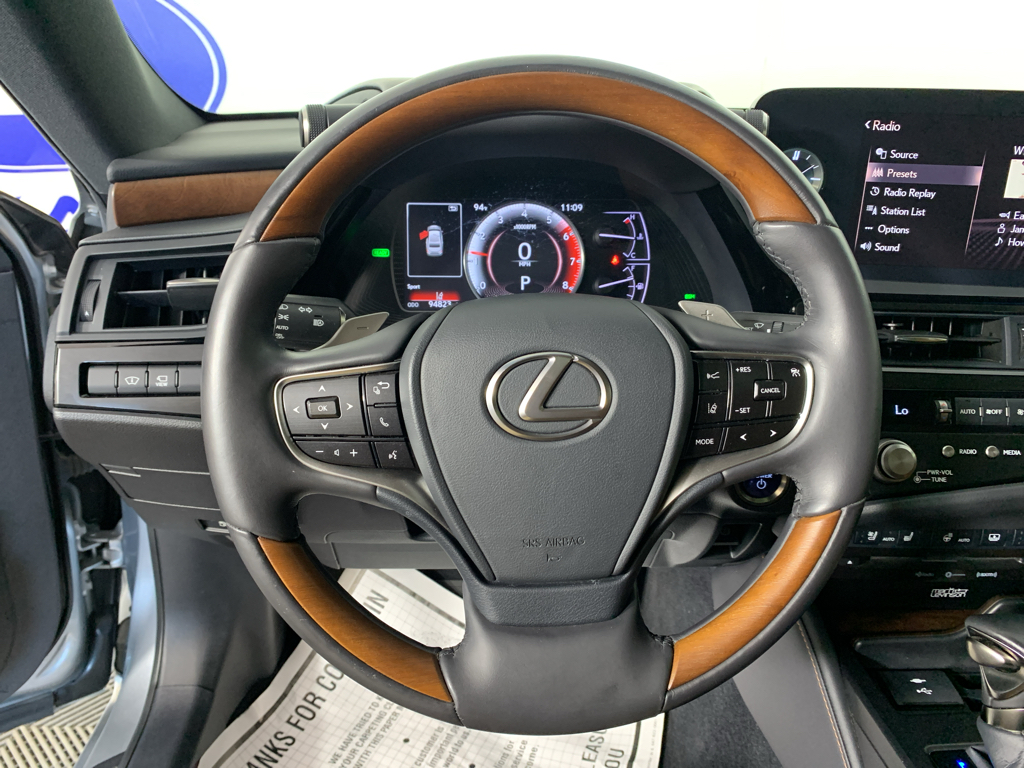 Used 2022 Lexus ES 300h Sedan