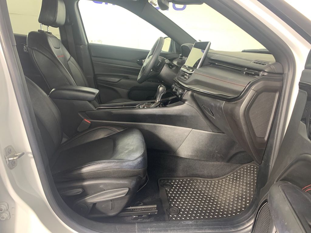 Used 2025 Jeep Compass SUV
