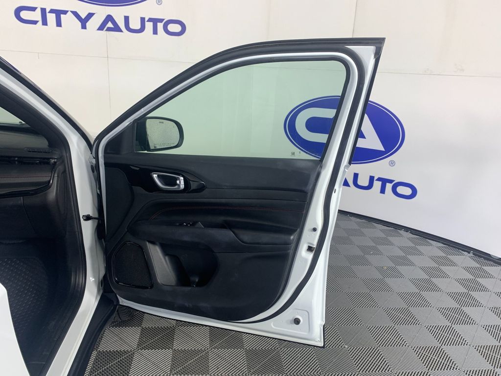 Used 2025 Jeep Compass SUV