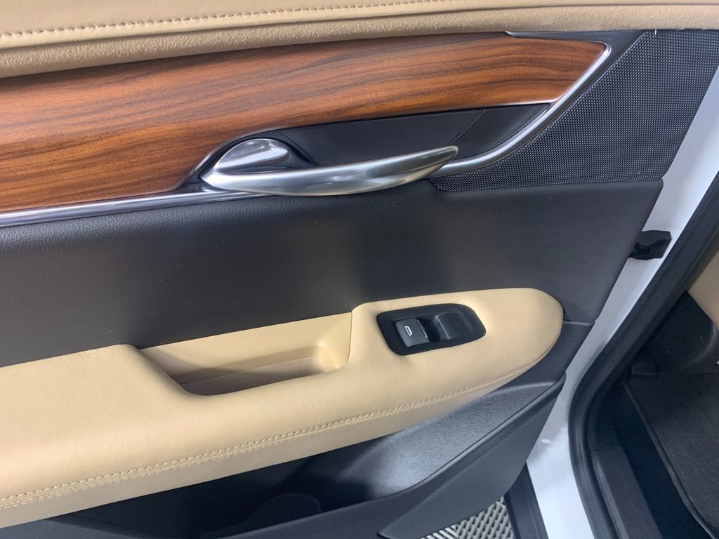 Used 2019 Cadillac XT5 SUV