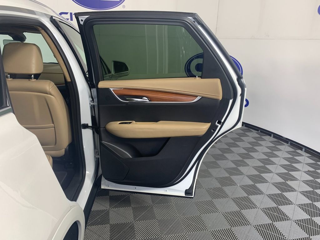 Used 2019 Cadillac XT5 SUV