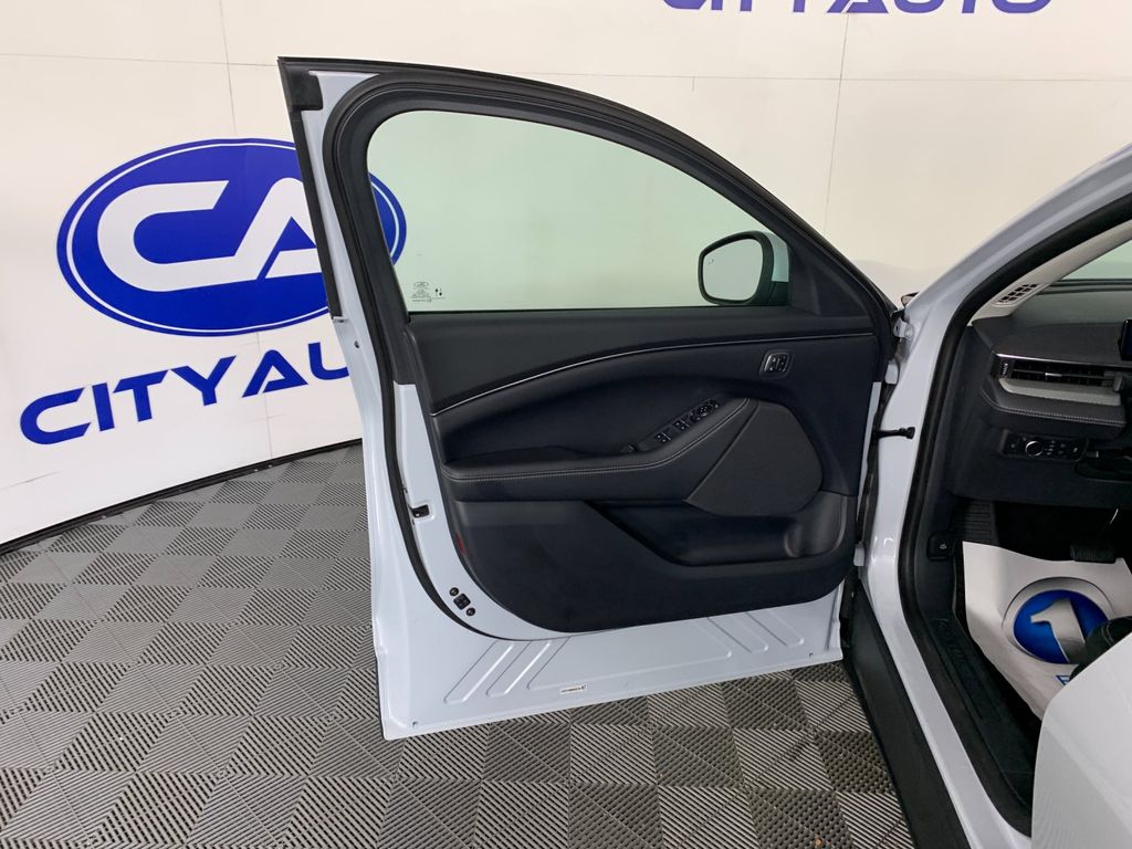 Used 2022 Ford Mustang Mach-E SUV