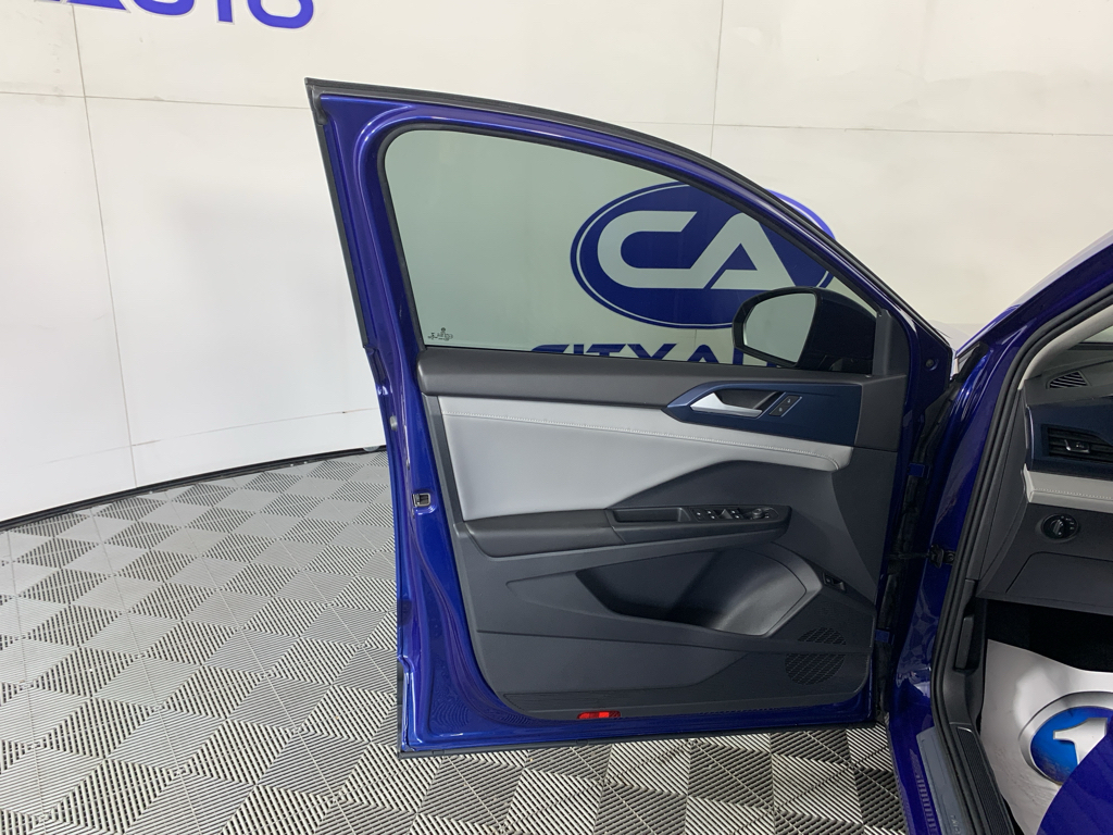 Used 2023 Volkswagen Taos SUV