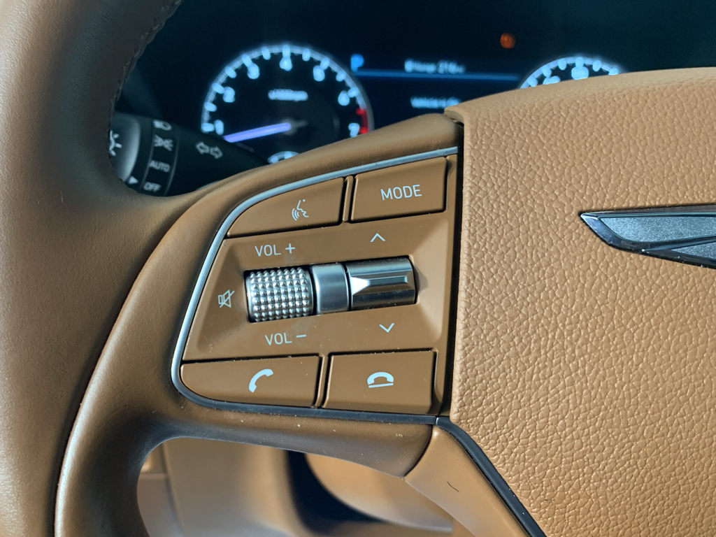 Used 2022 Genesis G90 Sedan