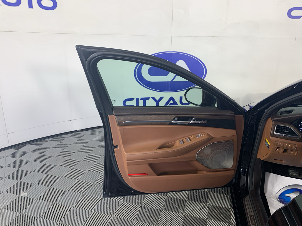 Used 2022 Genesis G90 Sedan