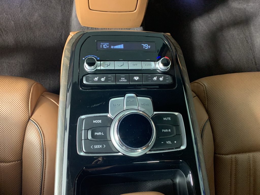 Used 2022 Genesis G90 Sedan