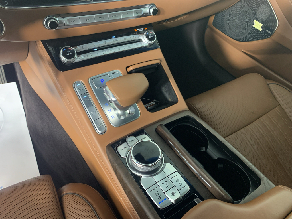 Used 2022 Genesis G90 Sedan