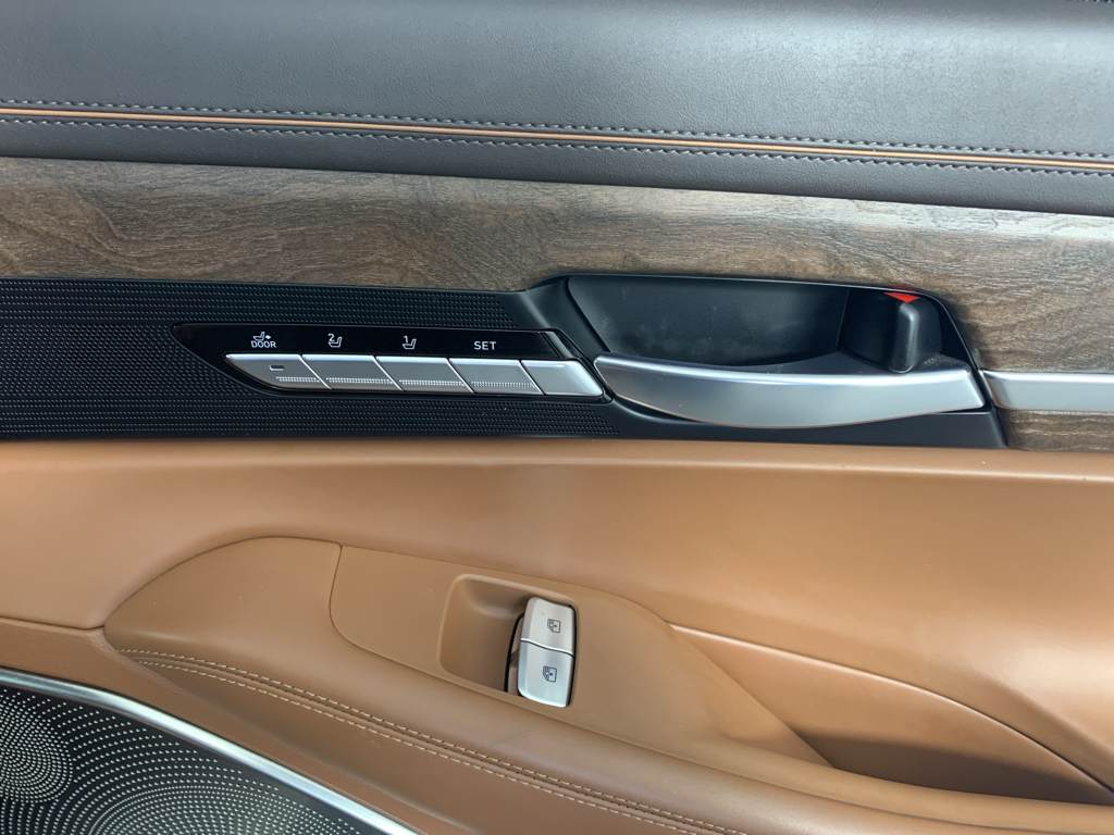 Used 2022 Genesis G90 Sedan