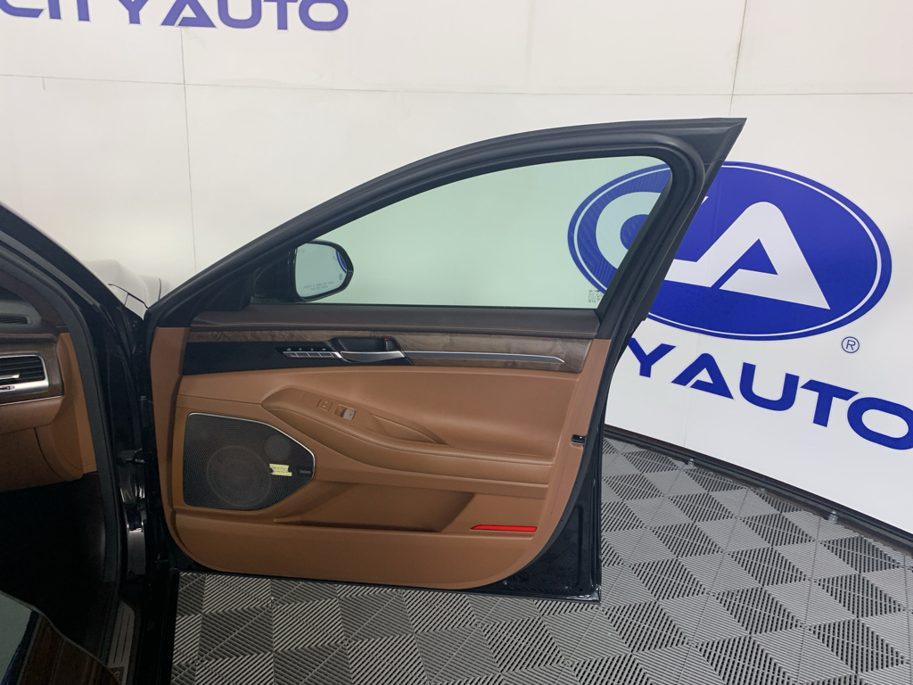 Used 2022 Genesis G90 Sedan