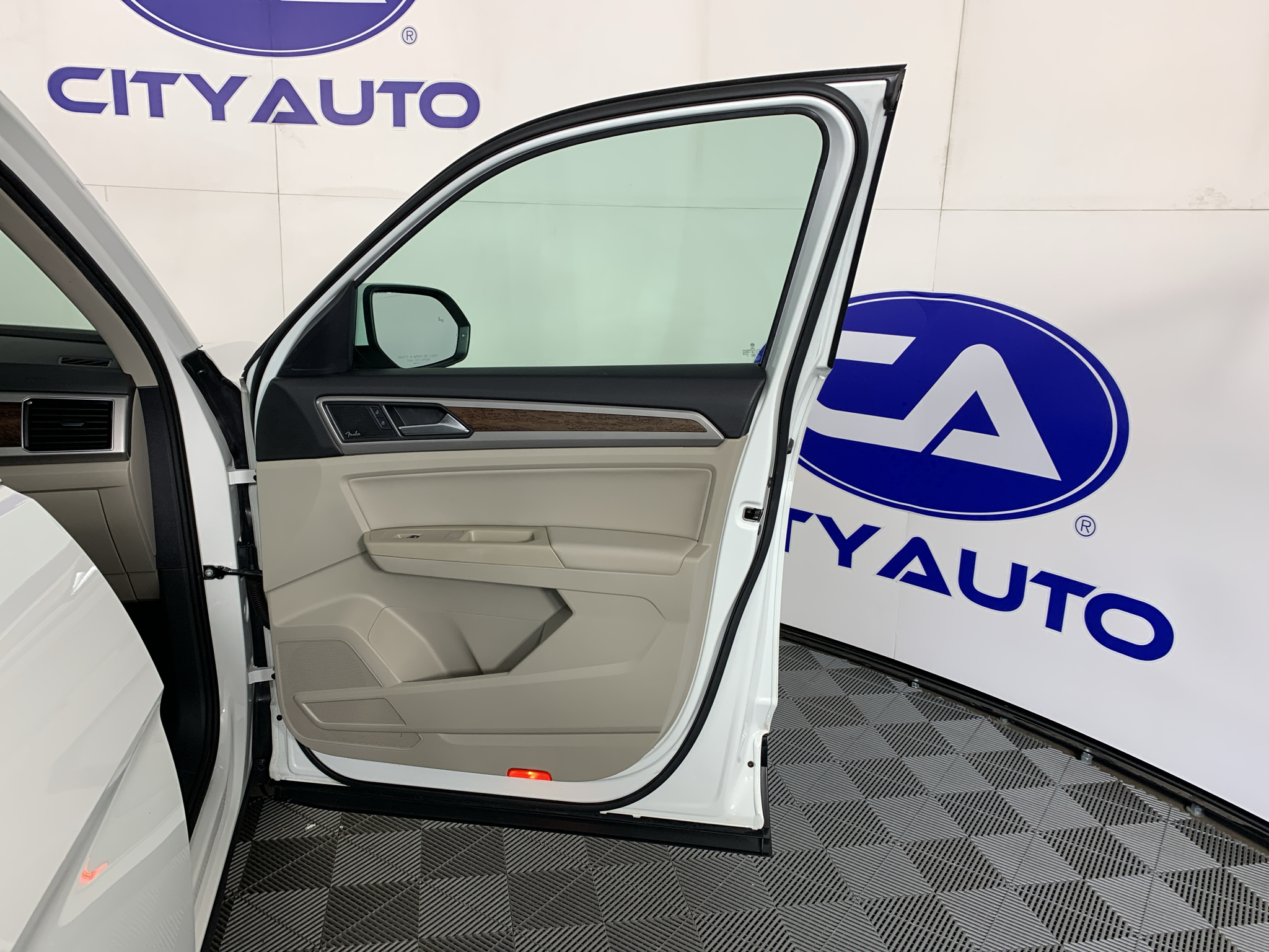 Used 2019 Volkswagen Atlas SUV