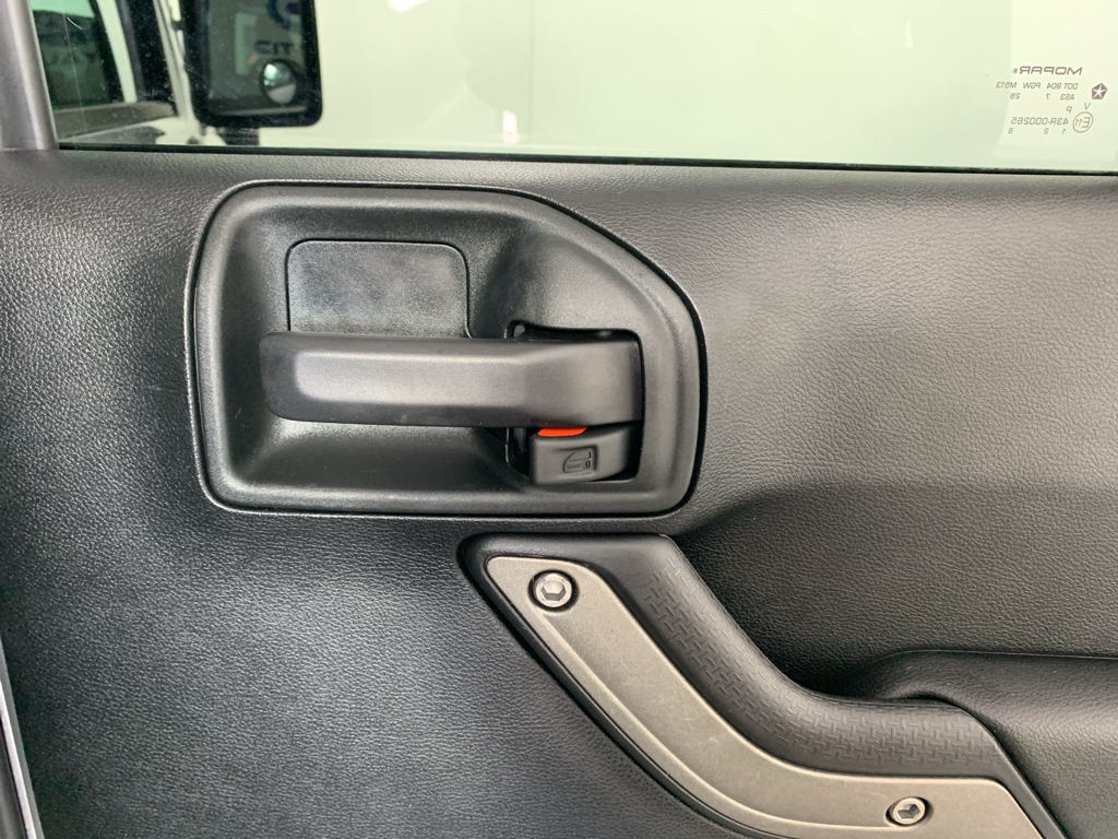 Used 2018 Jeep Wrangler SUV