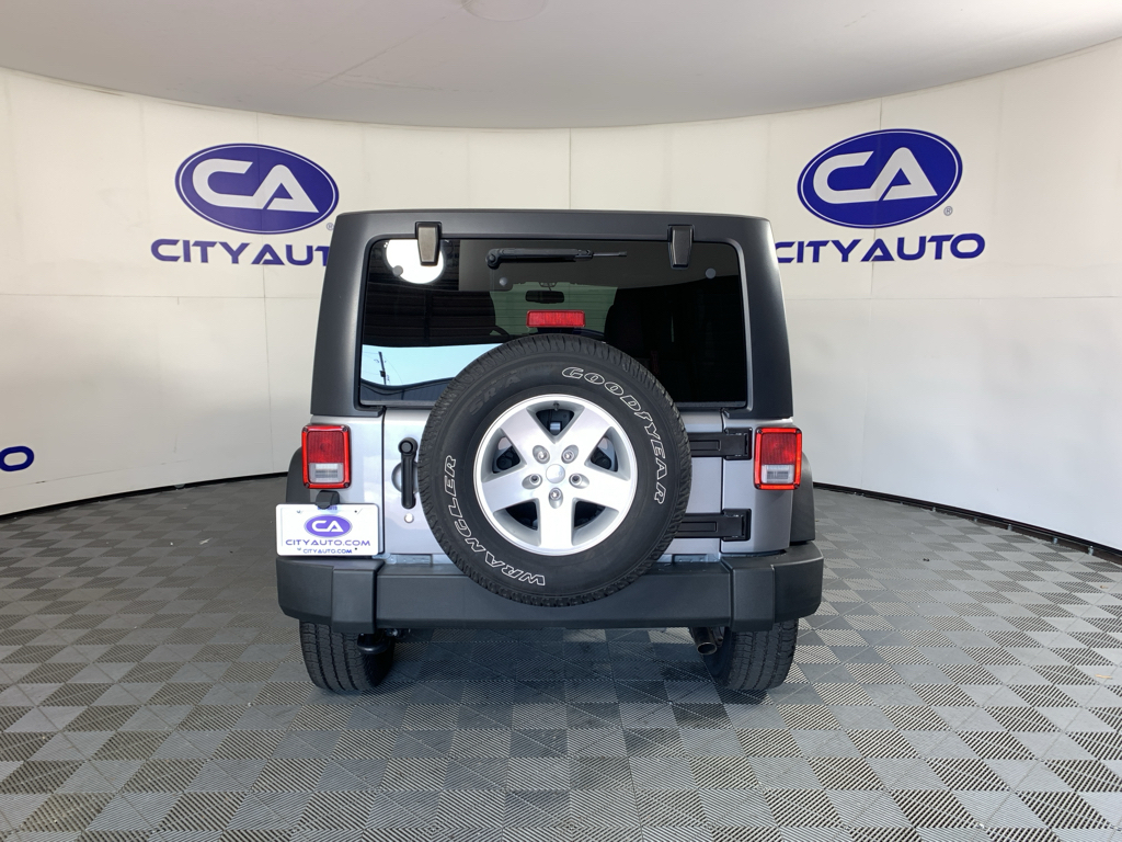 Used 2018 Jeep Wrangler SUV
