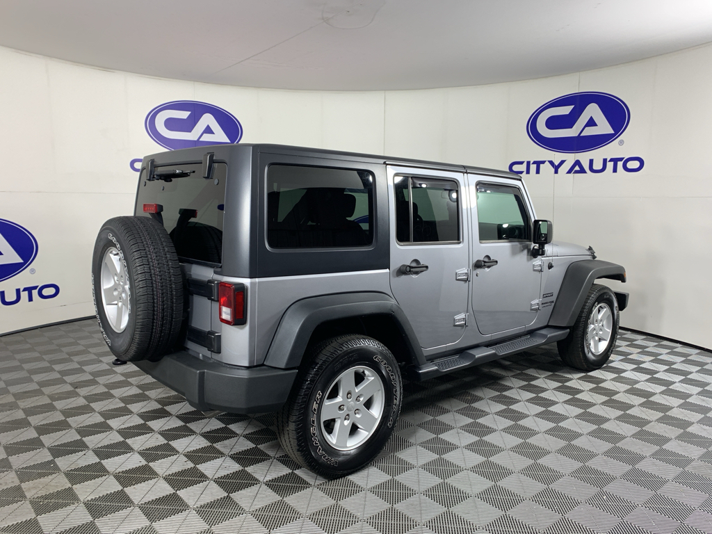 Used 2018 Jeep Wrangler SUV
