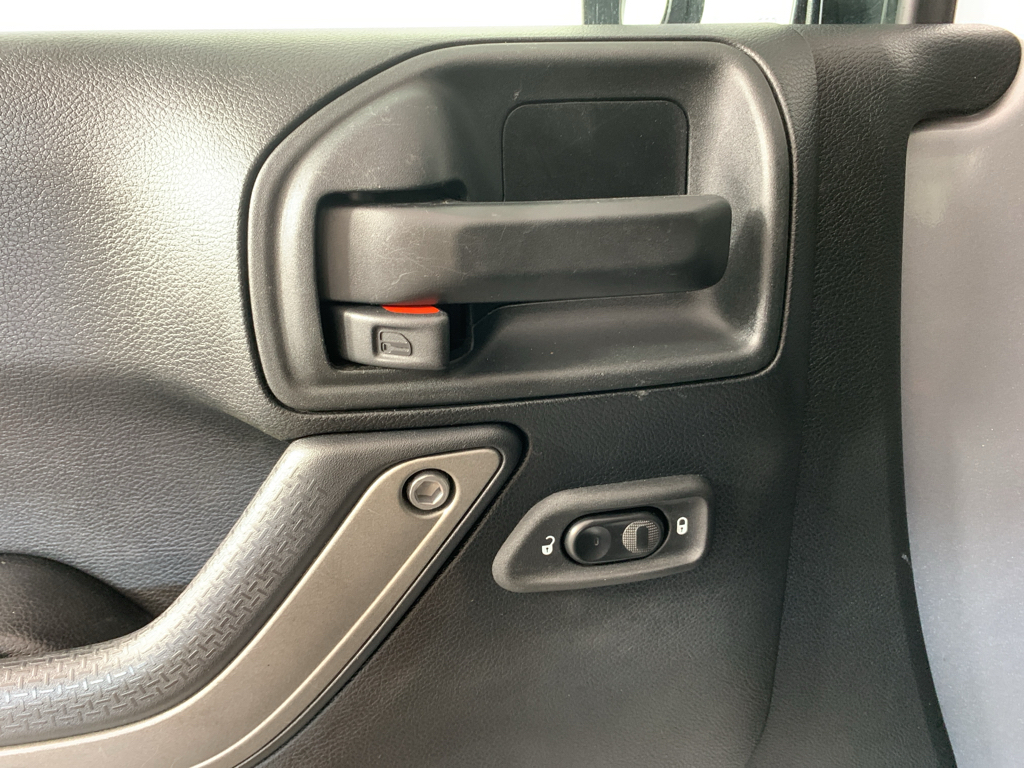 Used 2018 Jeep Wrangler SUV