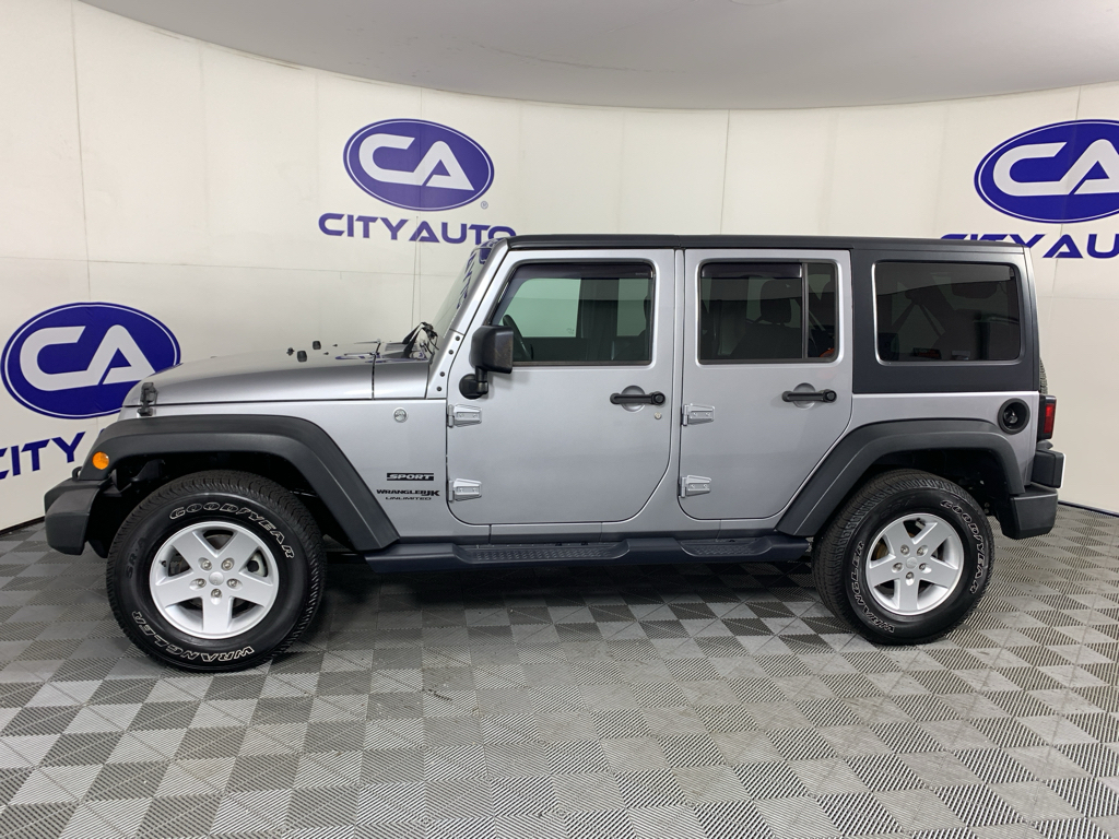 Used 2018 Jeep Wrangler SUV