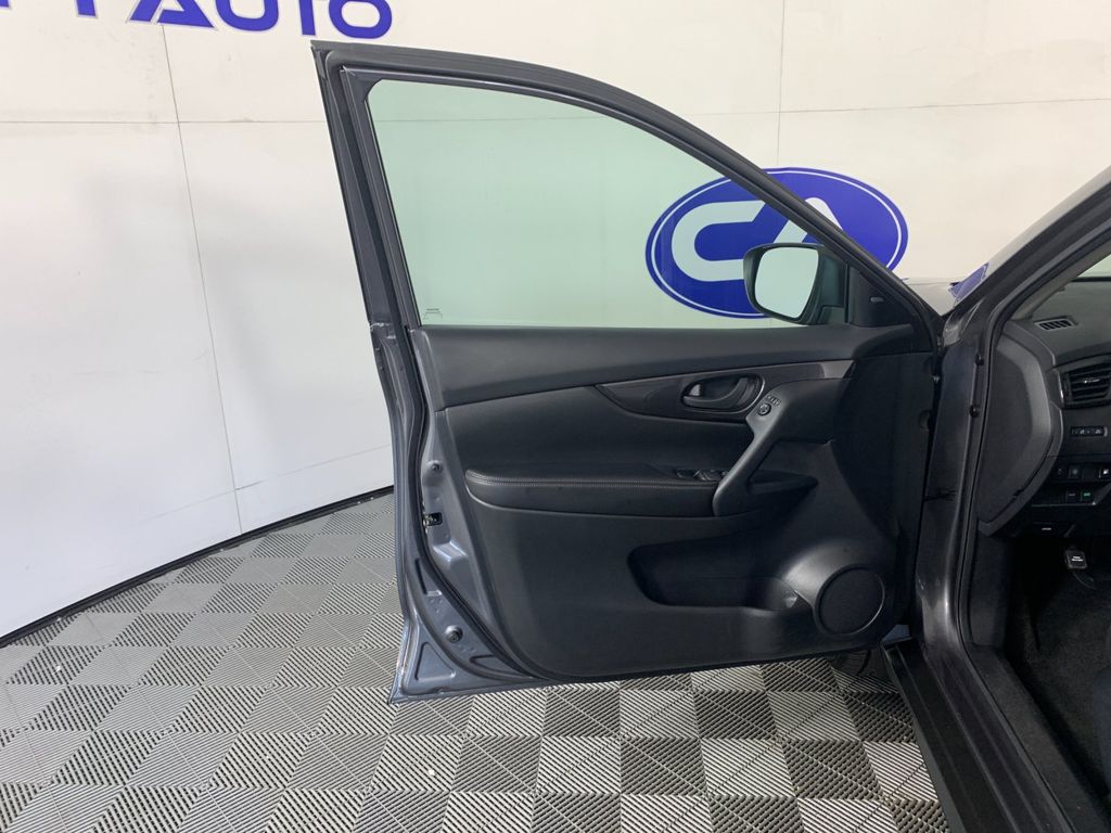 Used 2020 Nissan Rogue SUV