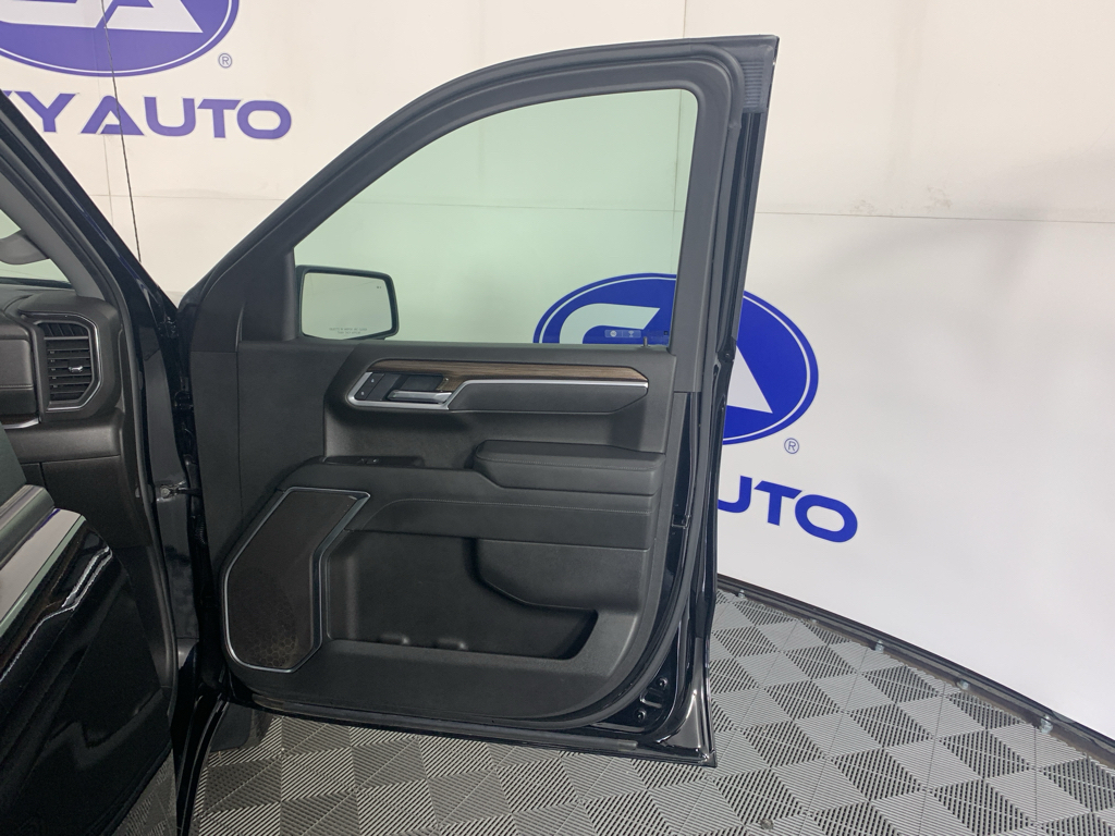 Used 2025 Chevrolet Silverado 1500 Truck