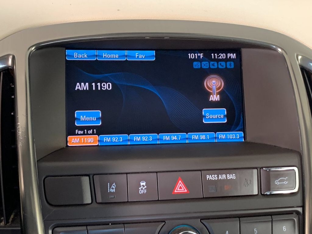 Vehicle photo 26