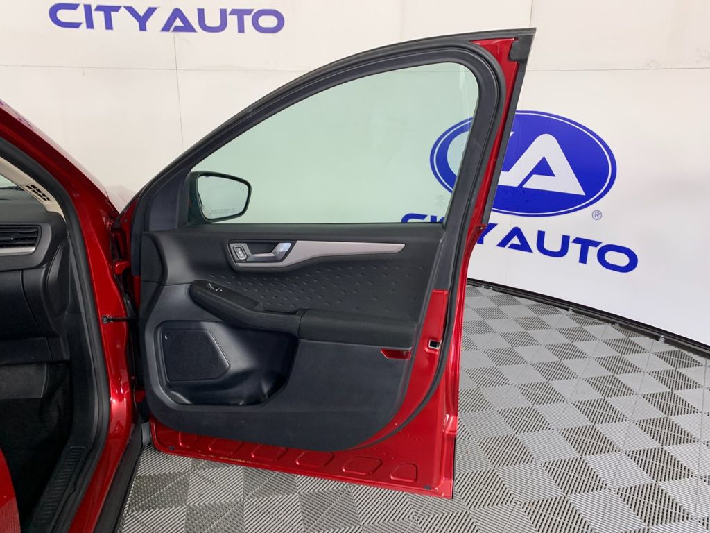 Used 2020 Ford Escape SUV