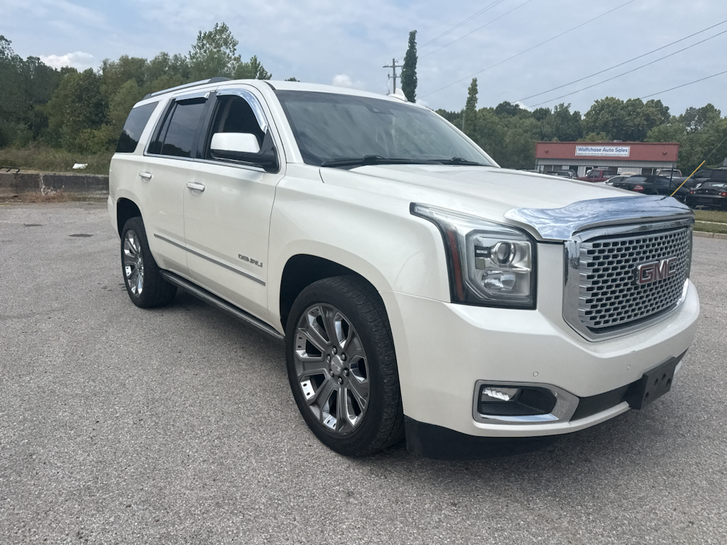 Vehicle photo 2