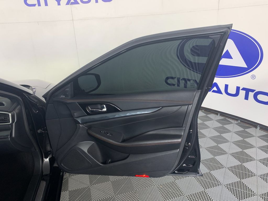 Used 2023 Nissan Maxima Sedan