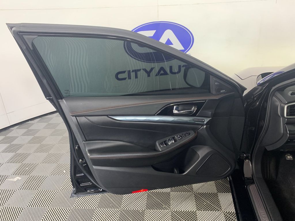 Used 2023 Nissan Maxima Sedan