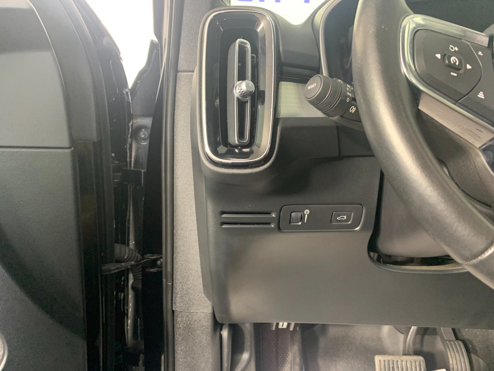 Used 2019 Volvo XC40 T5 SUV