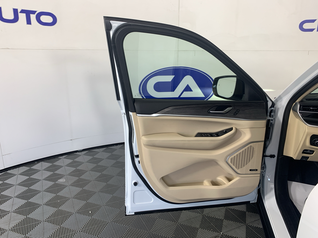 Used 2022 Jeep Grand Cherokee SUV