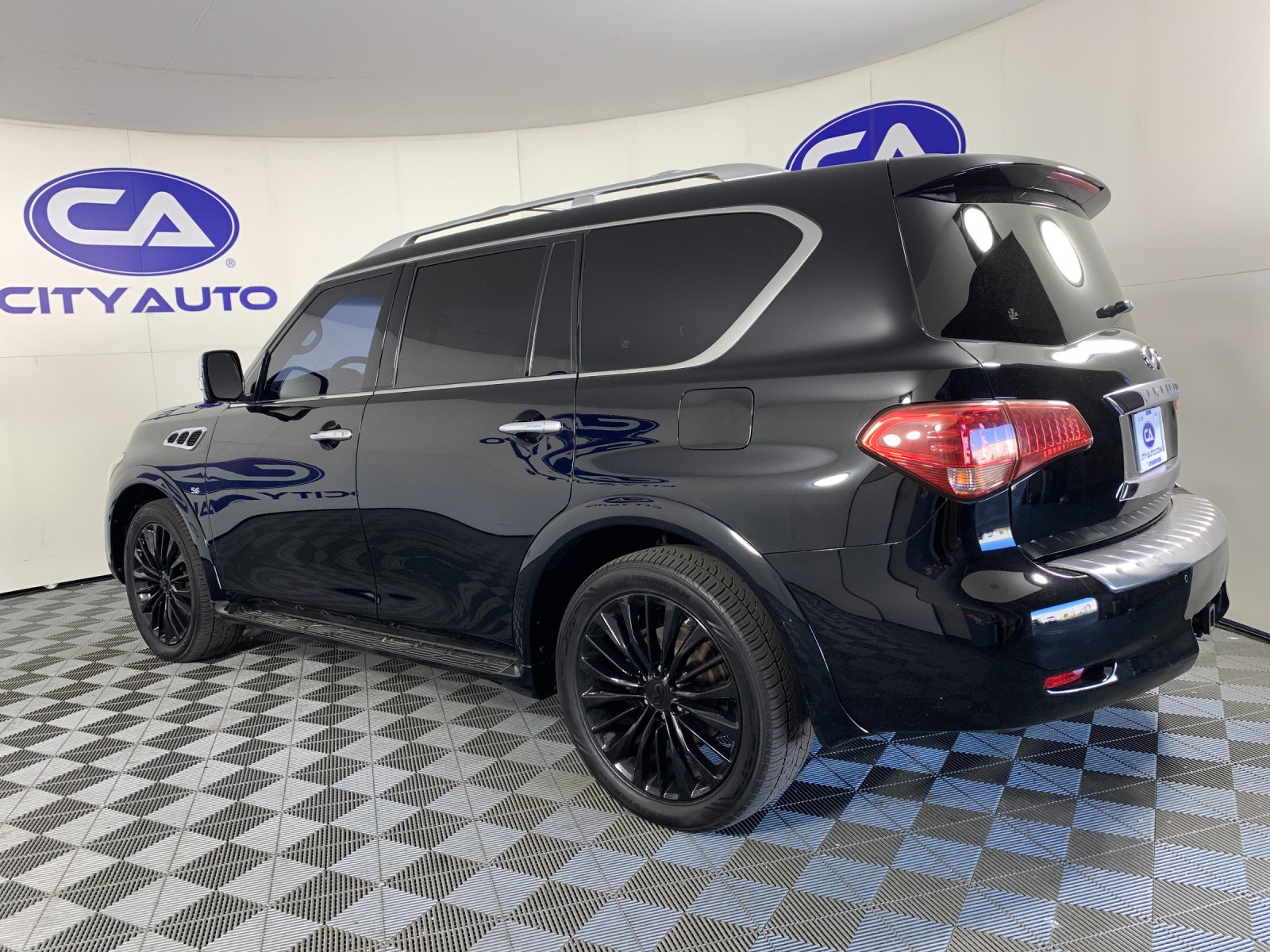 Used 2017 Infiniti QX80 SUV