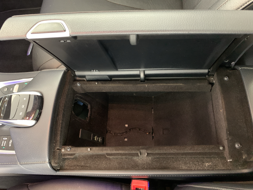 Vehicle photo 27