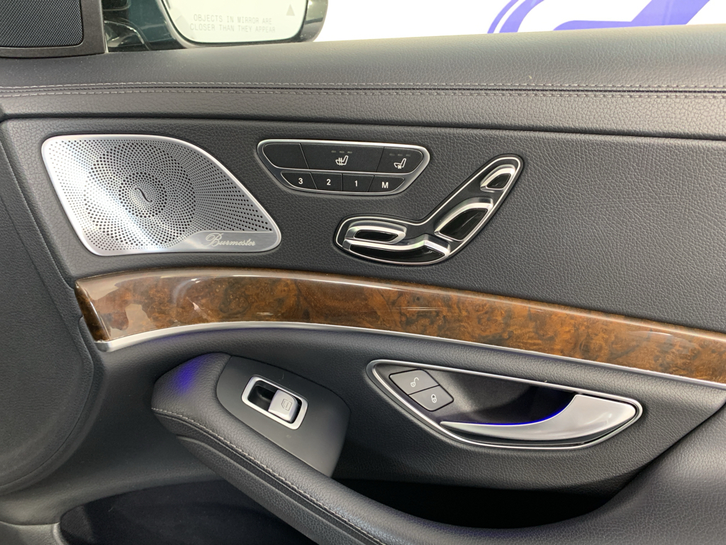 Vehicle photo 38