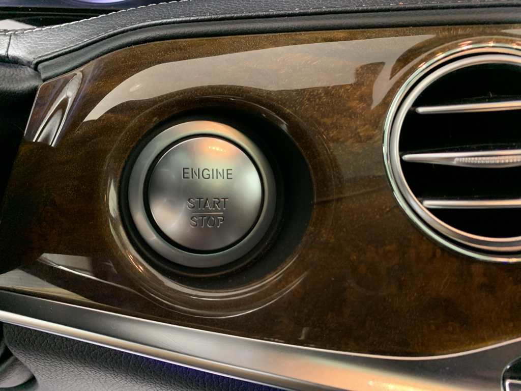 Vehicle photo 16