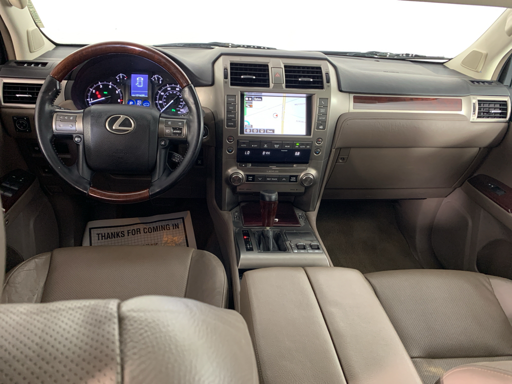 Vehicle photo 34
