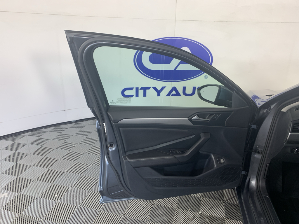 Used 2024 Volkswagen Jetta Sedan
