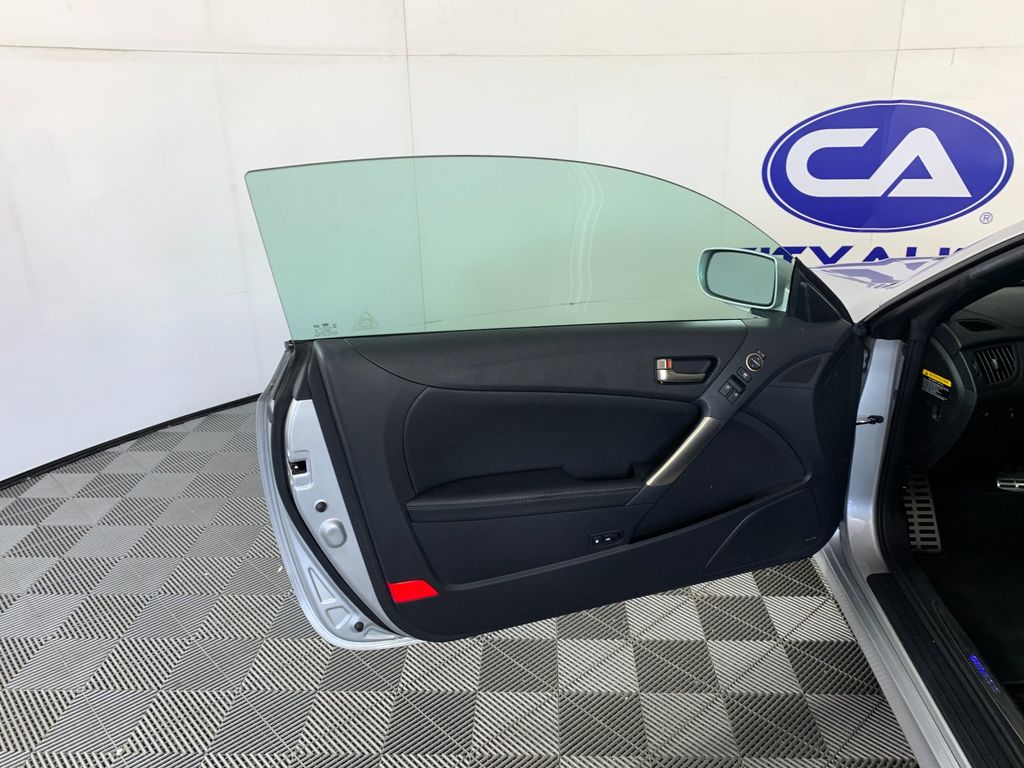 Used 2016 Hyundai Genesis Coupe Coupe