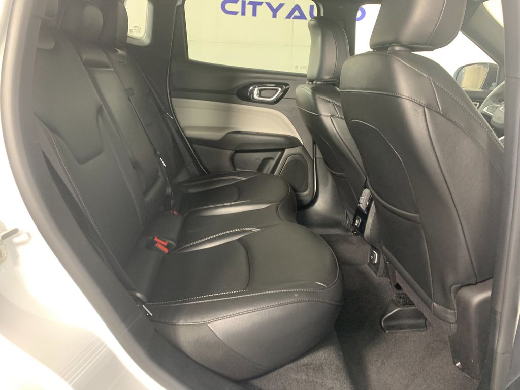 2025 Jeep Compass Limited - Photo 37