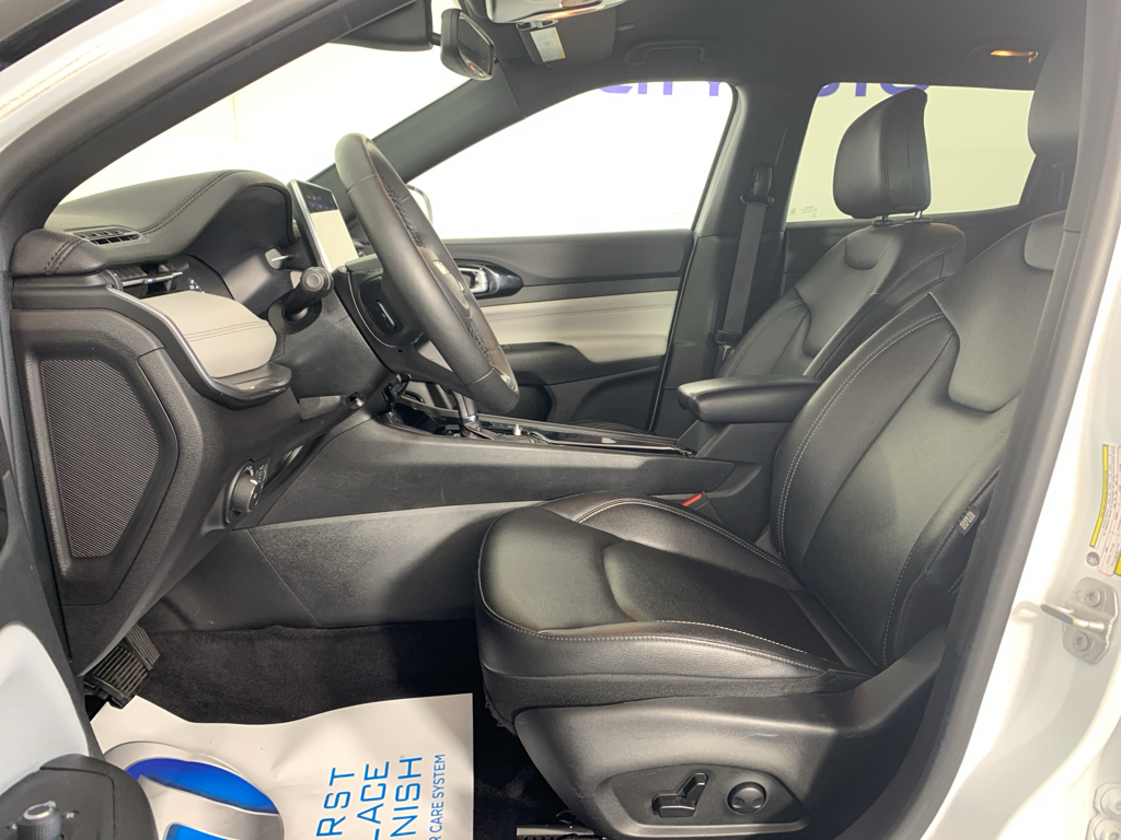 Used 2025 Jeep Compass SUV
