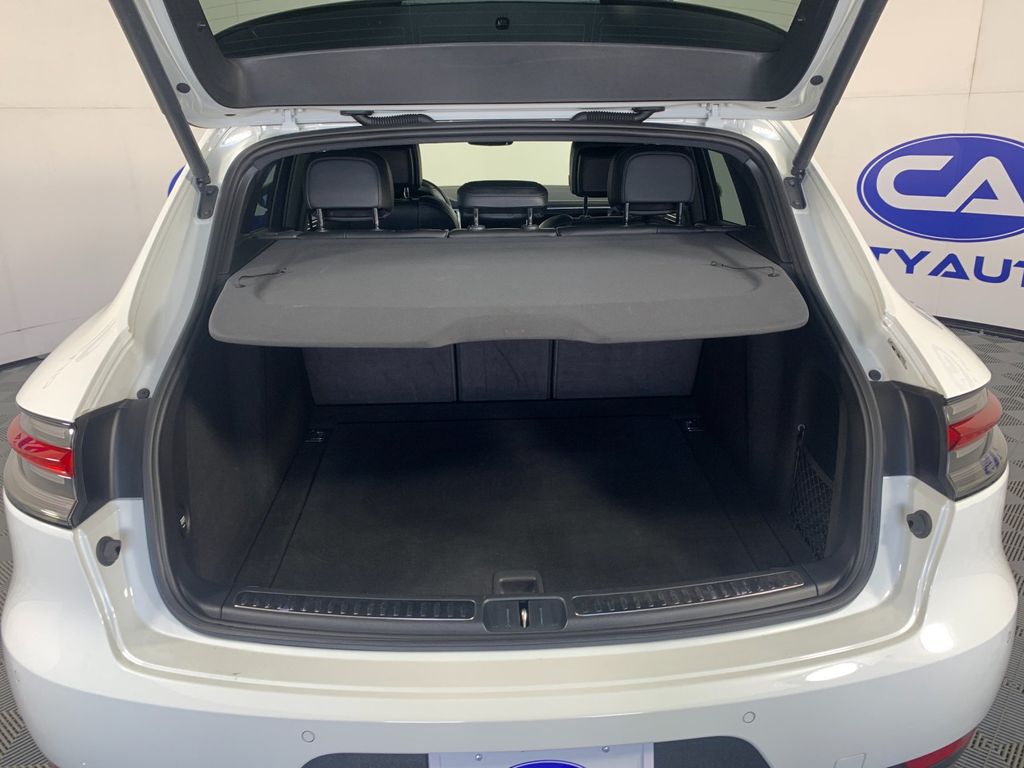 Used 2020 Porsche Macan SUV