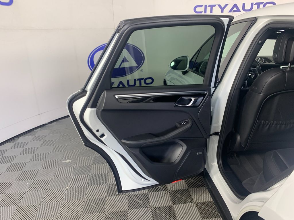 Used 2020 Porsche Macan SUV