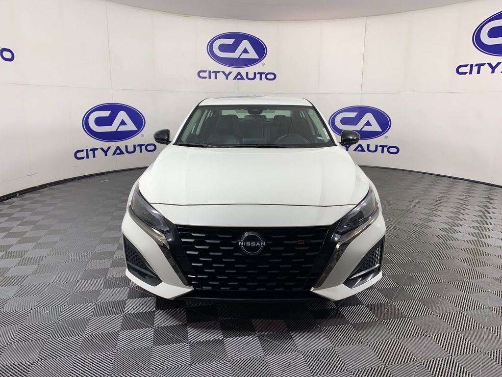 Used 2025 Nissan Altima Sedan