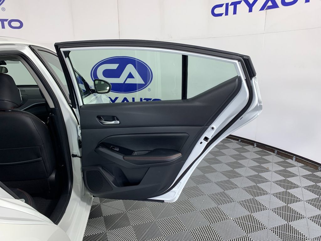Used 2025 Nissan Altima Sedan