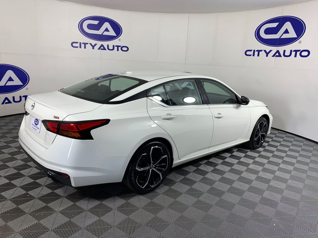 Used 2025 Nissan Altima Sedan